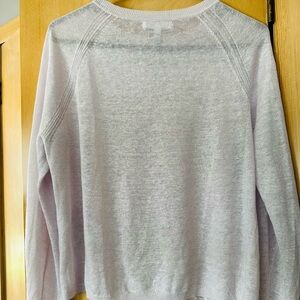 Banana Republic Soft Lilac Crew Neck Sweater.
Hardly worn.